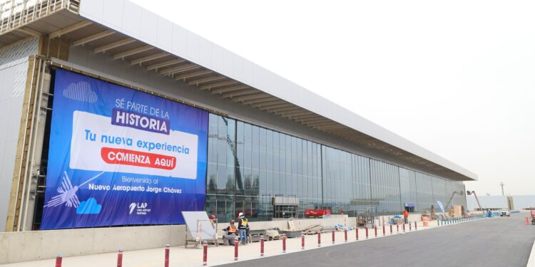 Incertidumbre sobre el nuevo Jorge Chávez: IATA alerta sobre impacto en vuelos y tarifas aeroportuarias