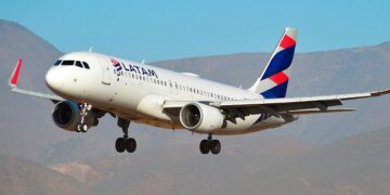 Latam Airlines y Sky reanudan vuelos al aeropuerto de Jauja tras meses de suspensión