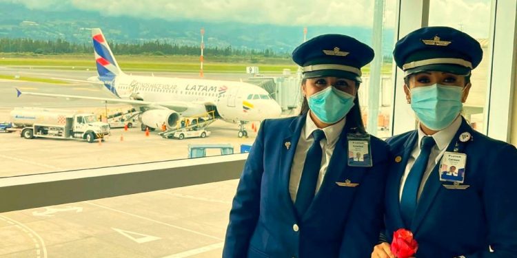 Día de la Mujer: LATAM Airlines realizará vuelo operado solo por mujeres este 8 de marzo