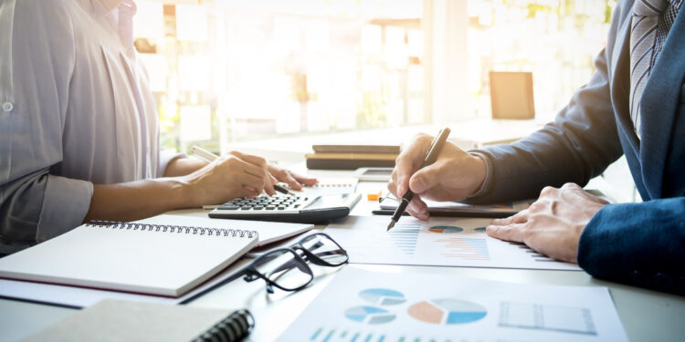 Más de 70,000 empresas se crearon entre abril y junio, pero cifra es inferior a 2023: ¿Qué sectores lideran?