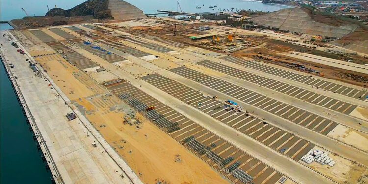 Megapuerto de Chancay muestra avance superior al 80% a cinco meses de su inauguración