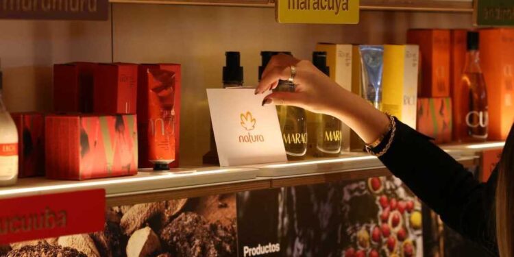 Natura ingresa al mercado de cosméticos de lujo con tiendas físicas