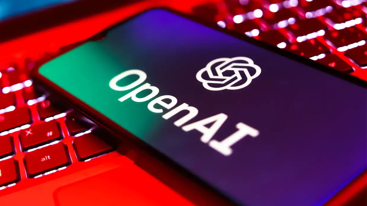 OpenAI revoluciona la tecnología: un dispositivo con IA que reemplazaría los teléfonos móviles