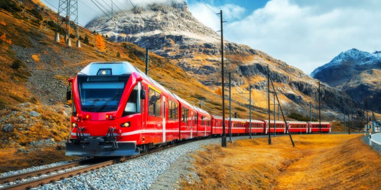 Este tren de altura unirá Perú y Bolivia, recorrerá 156 km y conectará 13 localidades andinas