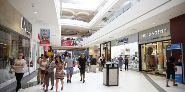 Ventas de tiendas por departamentos y mejoramiento del hogar impulsan al sector retail: ¿Cómo cerrará el 2024?