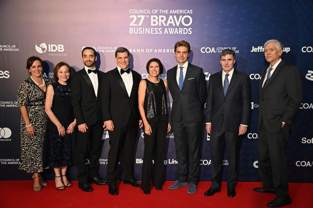 Gastón Bottazzini, CEO de Falabella; Adriana Noreña, vicepresidenta de Google para América Latina; Herná Kazah y Nicolás Szekasy, cofundadores y socios gerentes de Kaszek Ventures; Pierpaolo Barbieri, co-fundador y CEO de Ualá, Susan Segal, presidente y CEO de Americas Society/Council of the Americas.