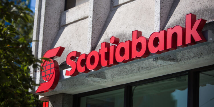 Scotiabank evalúa su salida del mercado colombiano: ¿Cuáles son los motivos?