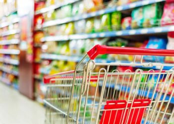Dos cadenas de supermercados anuncian el cierre definitivo de sus tiendas: liquidarán su stock