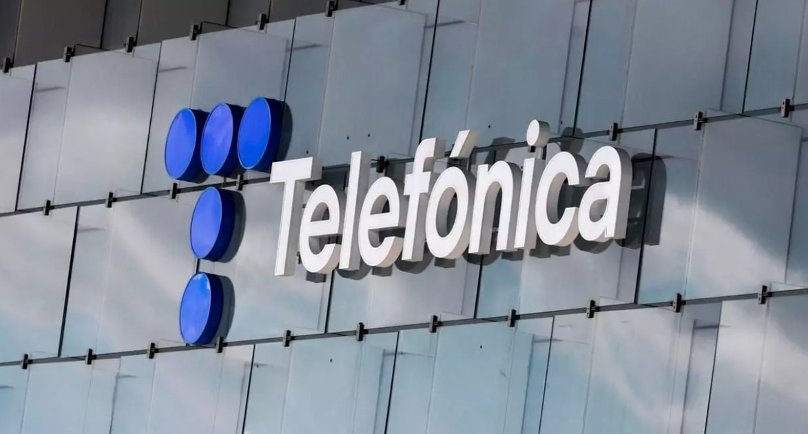Telefónica cerró 2023 perdiendo US$ 897 millones, su primer resultado negativo en 21 años