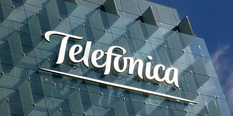 Telefónica despedirá a más de 3,400 empleados en España tras acuerdo con sindicatos
