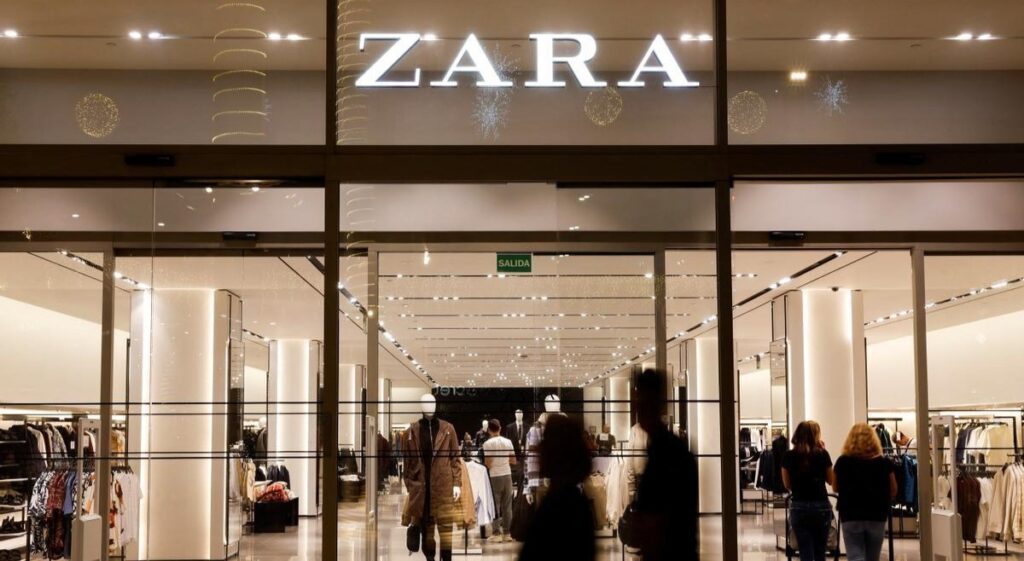 Así será comprar en Zara en el 2025 sin alarmas y sin necesidad de